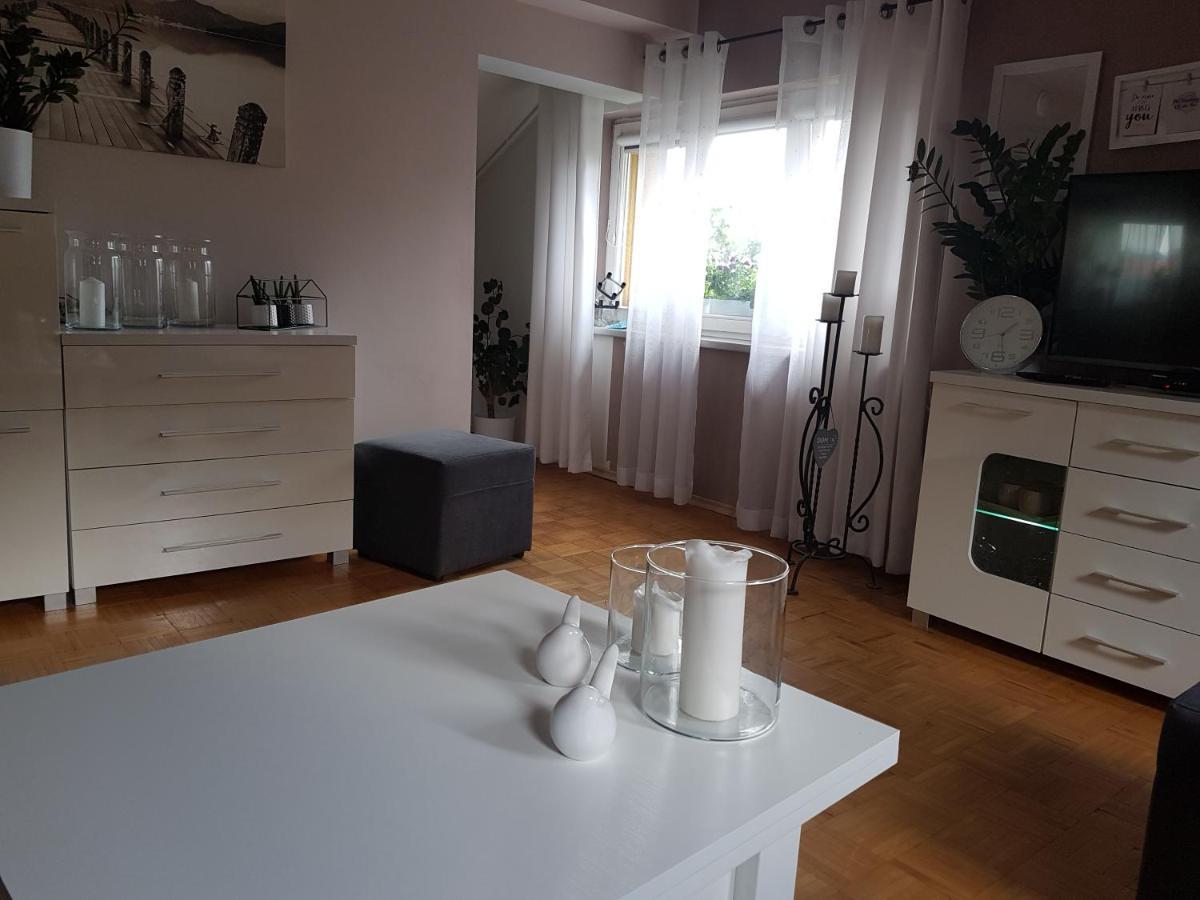 Wczasowisko Karola Appartamento Lubomierz  Esterno foto